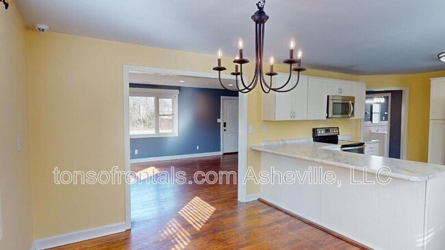 Photo - 653 Long Shoals Rd
