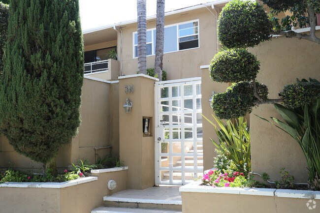 Photo - 349 S Linden Dr