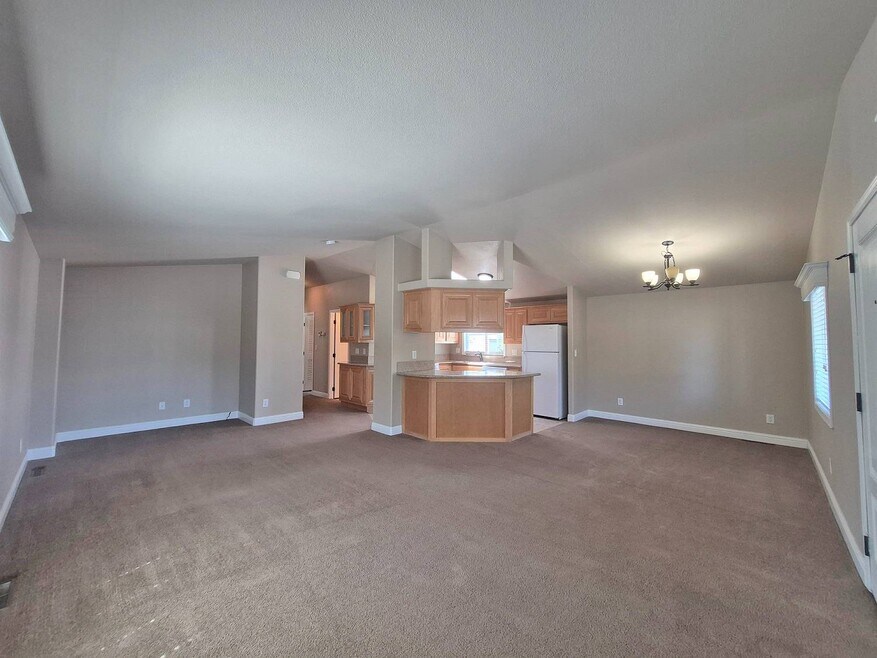812 Shawnee Trail