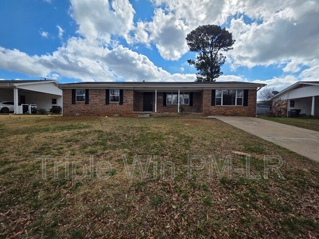 Building Photo - 1408 Johnson St