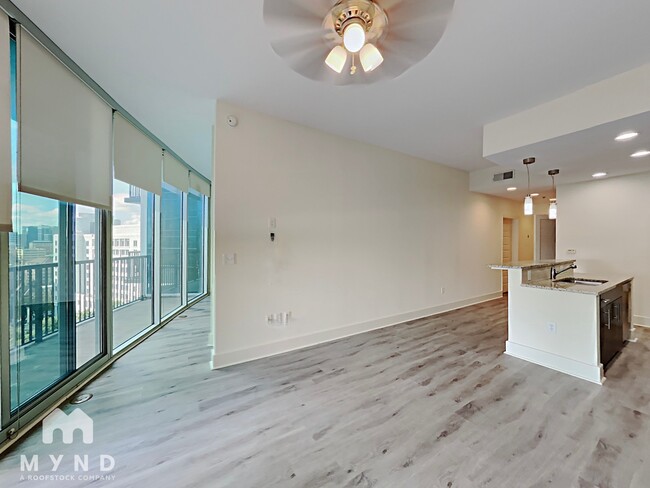 Photo - 1080 Peachtree St NE Unit 1406