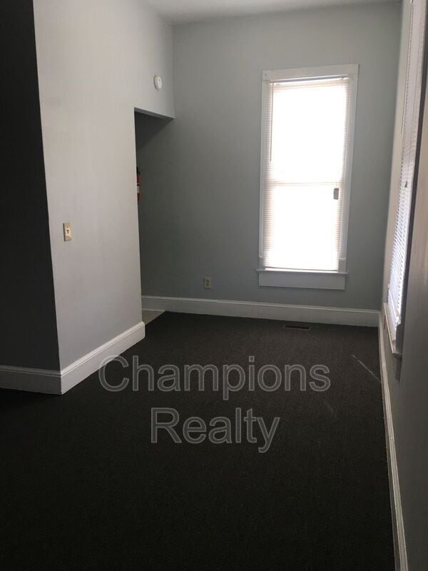 Photo - 1540 14th Ave Unit Apt B