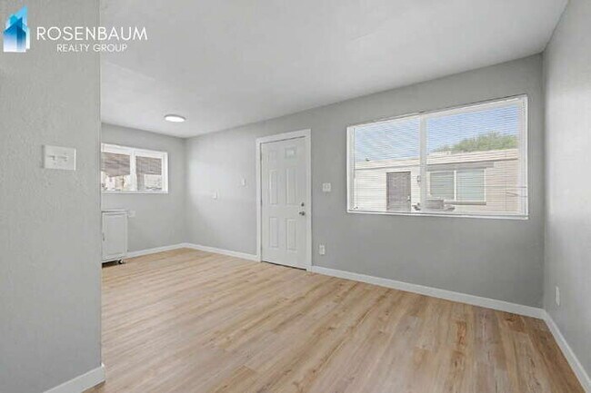 1925 W Village Dr Unit 2