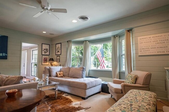 Photo - 3179 E Wood Valley Rd NW