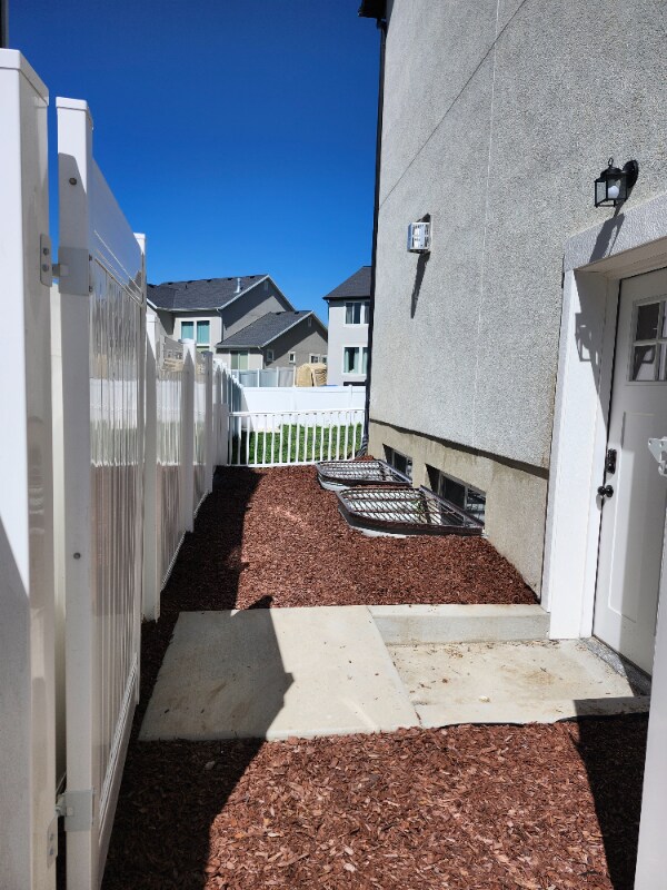 99 N Lasalle Dr