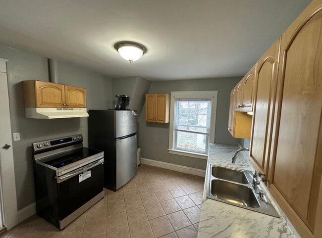 Photo - 545 Putnam Pike Unidad 2nd FL 545 Putnam Pike