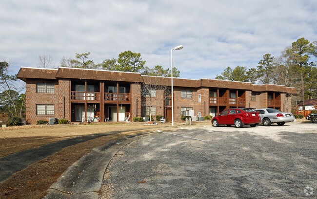 Gables Court Apartments - Gables Court Apartments