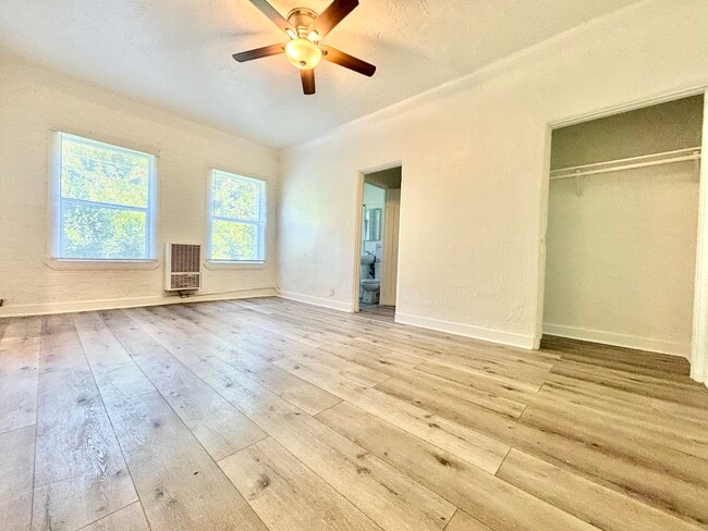 5600 Fernwood Ave. Hollywood, CA 90028 - 5600 Fernwood Ave. Hollywood, CA 90028 Apartment Unit 308