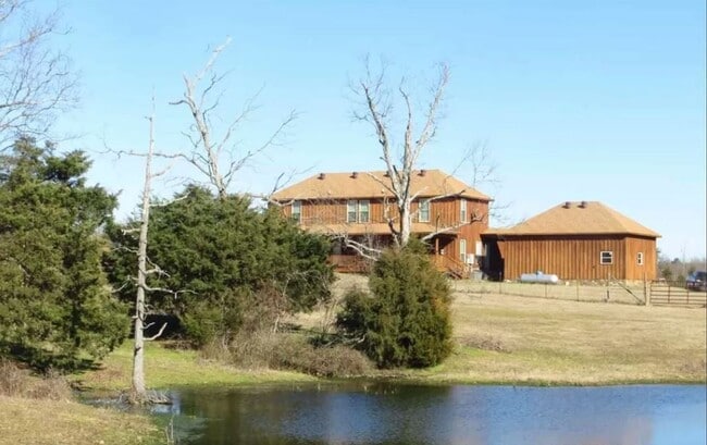 Photo - 30 Caudill Rd