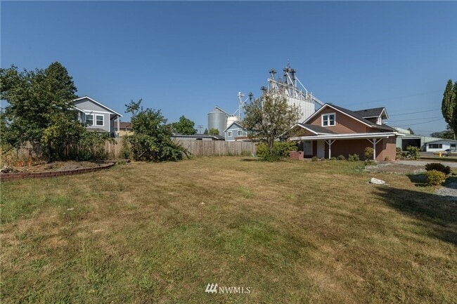 Photo - 5723 3rd Ave