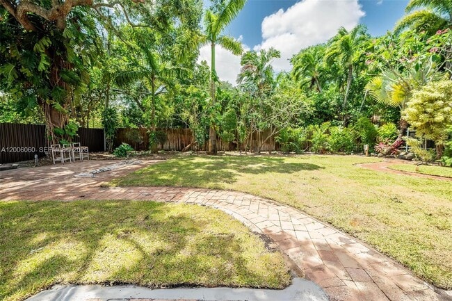 Photo - Northeast 9th Avenue, North Miami, FL 33161 - 3 BR 1 BA single-family home