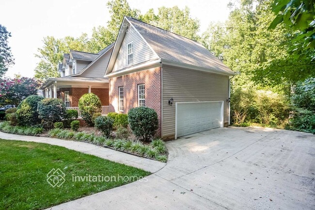 Photo - 119 Big Oak Ln