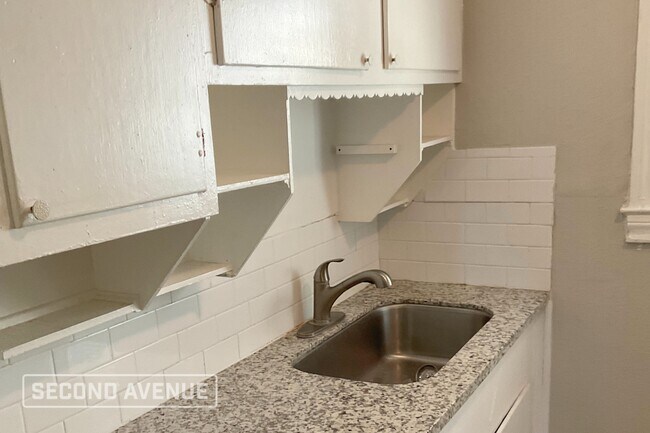 Photo - 321 17th Ave N