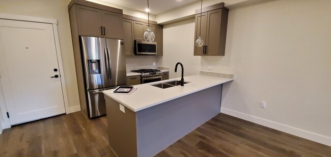 Photo - 22638 119 Av Unit 207