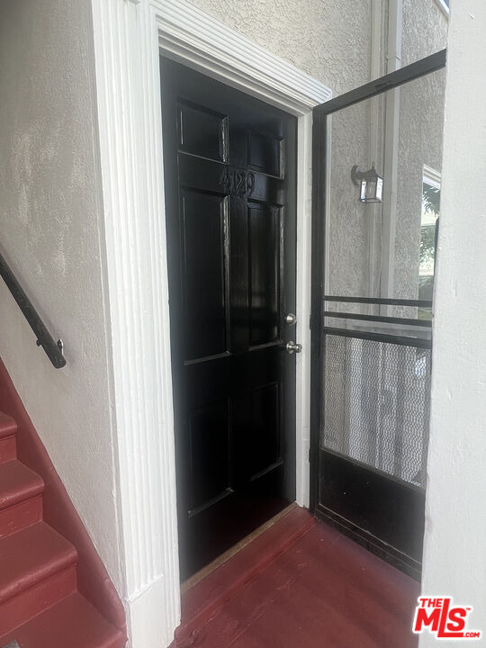 Photo - 4129 1/2 W Toluca Lake Ave Condo