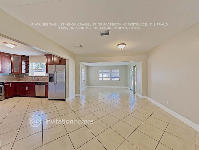 Photo - 3241 Pierce St