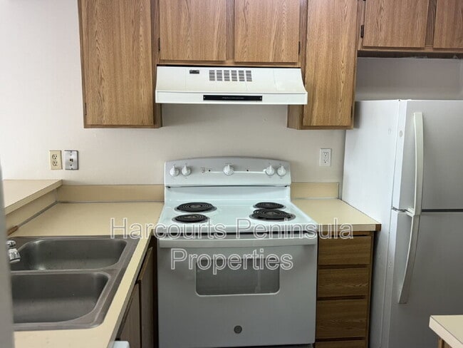 Photo - 1115 Wheaton Wy Unidad #C15