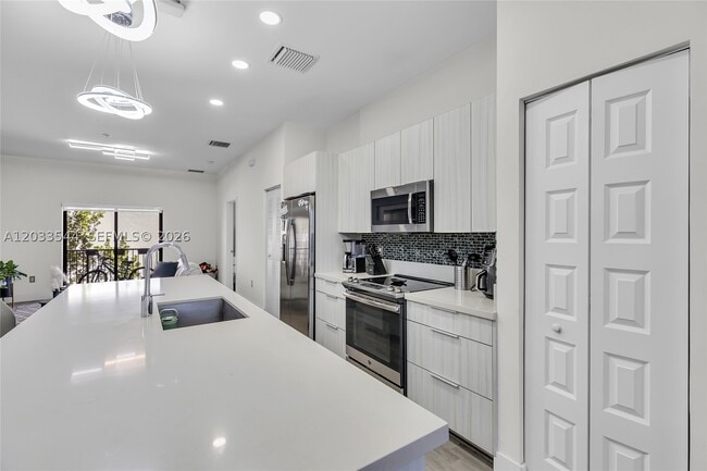 Photo - 7925 NW 104th Ave Unit 28