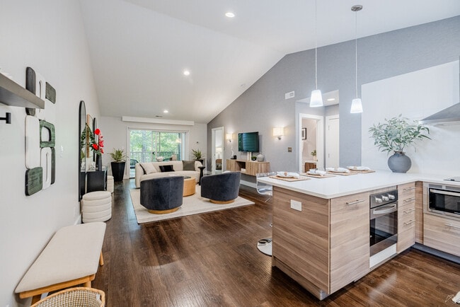 2 Bed 2 Bath
