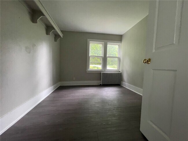 654 Spencer Rd