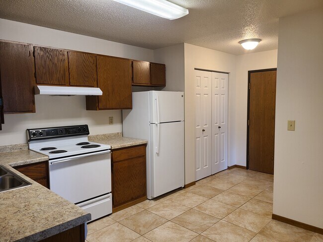 Photo - 4325 Green Apartments