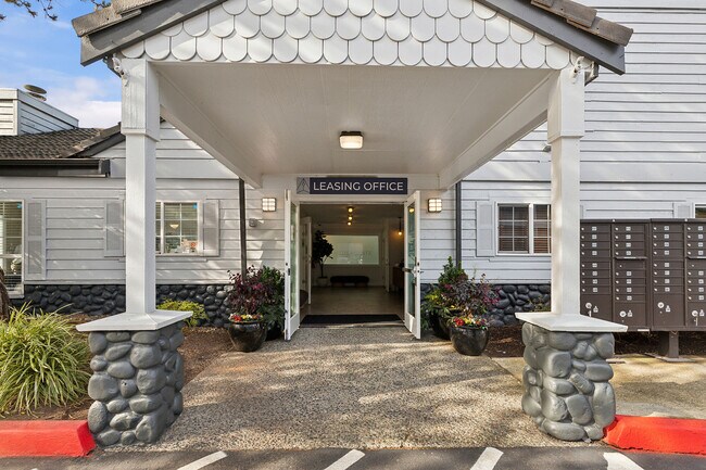 Photo - CentrePointe Apartments