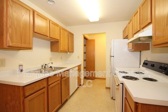 Photo - 115 W Windsor Ave