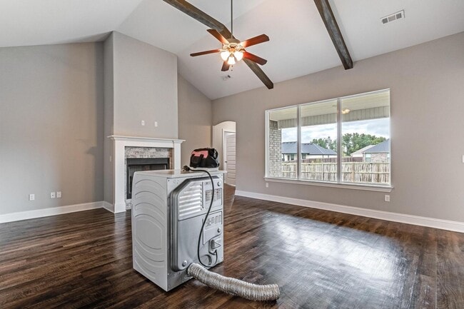 Photo - Beautiful + Well-Maintained Home in Farmington