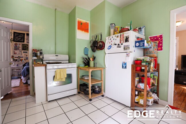 Photo - 70 Antwerp St Unit 1