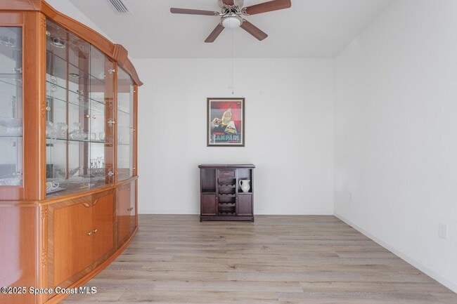 Photo - 560 Remington Green Dr SE