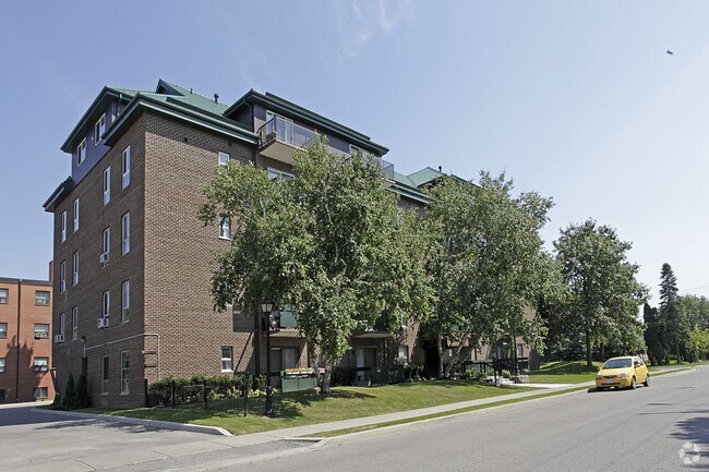 Building Photo - 181 Colborne Ave