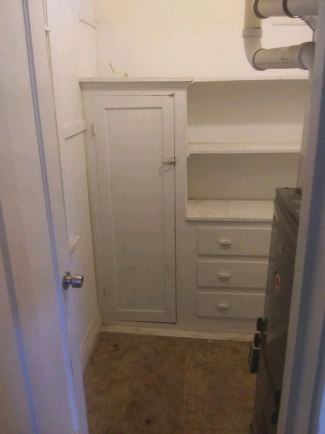Pantry off Kitchen - 1508 N Luna Ave Unit 2