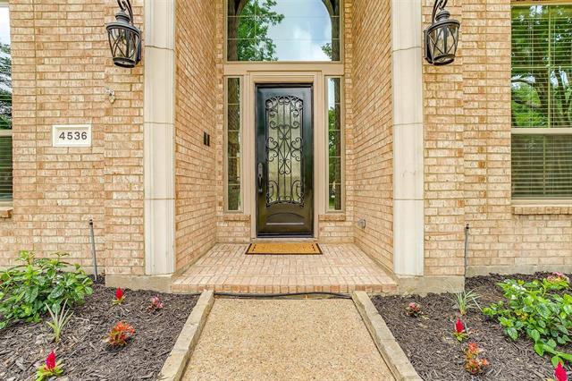 Photo - 4536 St James Dr