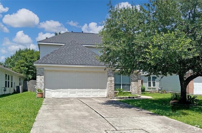 Building Photo - 16928 Scenic Knoll Rental