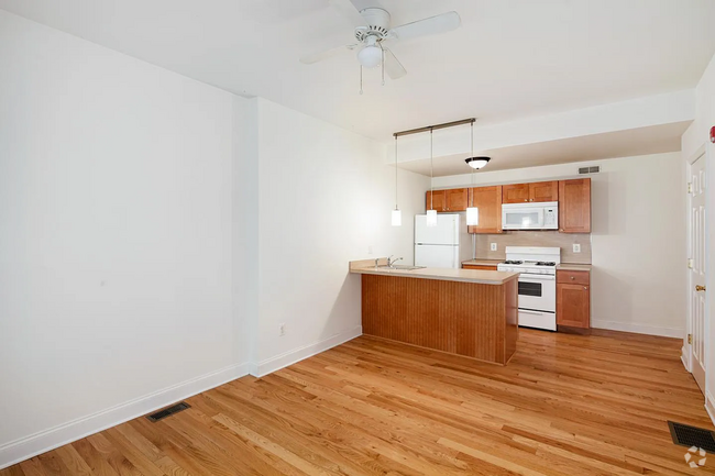 Building Photo - 1506 S 13th St Unit #1 Rental