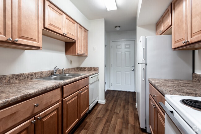 3BR,1BA,-1250SF,Garden - Thalia Landing Apartments