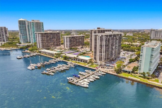 Photo - 1901 Brickell Ave Unit B2214