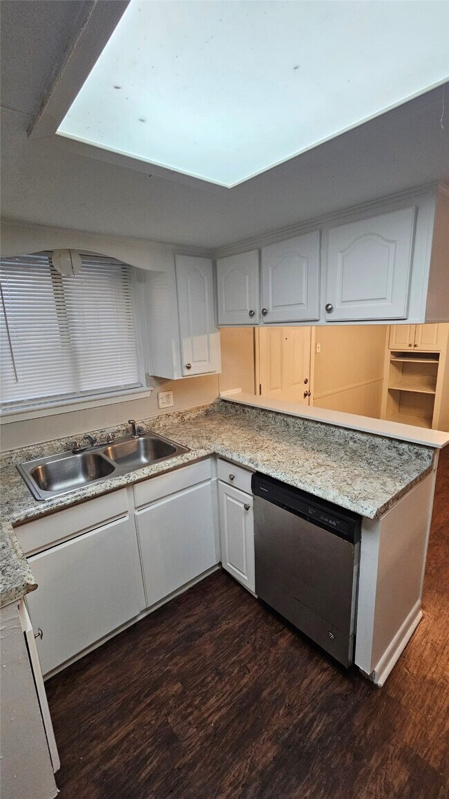 Photo - 1543 Fashion Hill Dr