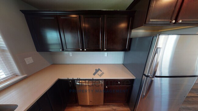 Photo - Ven2237/2243 Unit 2243 Veneto Street