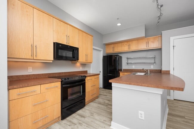 Photo - 1150 Vine St Unit 24