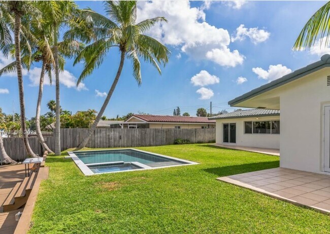 Photo - 1709 SW 5th Pl