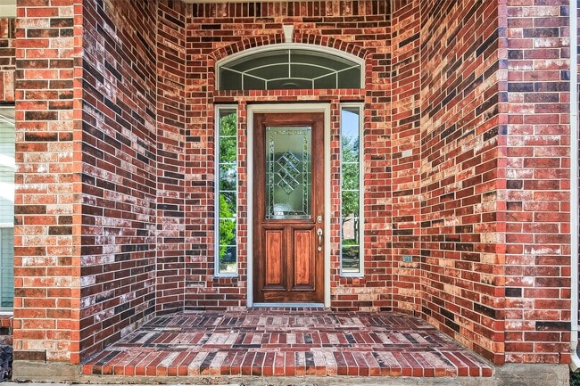 Photo - 1015 Longdraw Dr