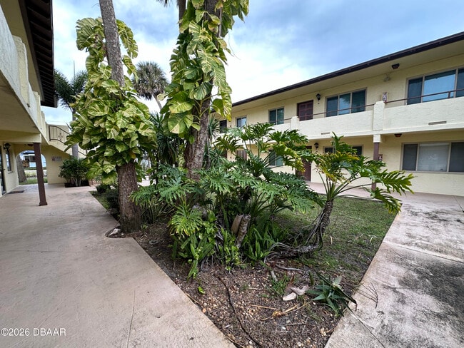 Photo - 400 Oakridge Blvd Unit 180