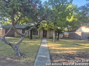 Photo - 205 Maple Dr