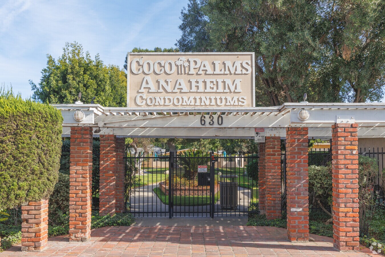 Entrance - Coco Palms Anaheim