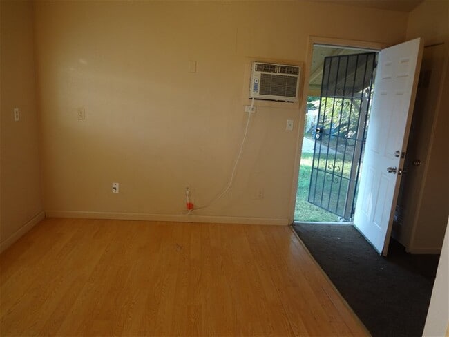Photo - 1510 Dodson Ave