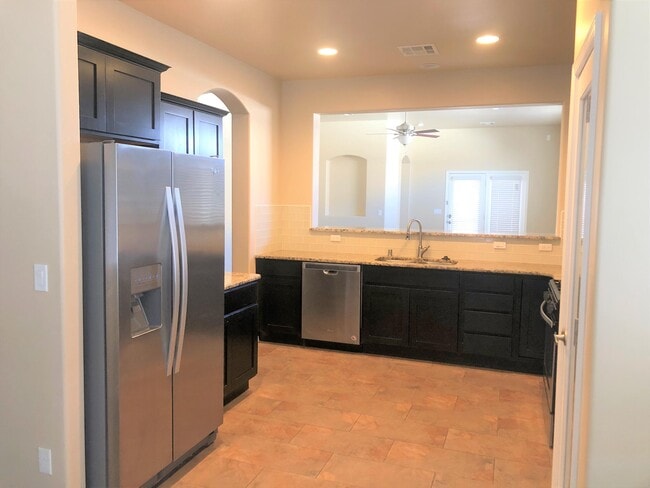 Photo - 840 Holly Park Ave