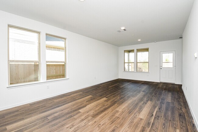 Photo - 14499 Cedar Ledge Ln