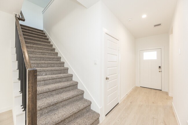 Photo - 31719 Kellan Grv Ct