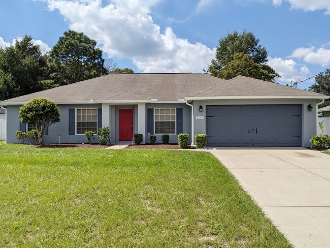 Nearly New 4/2/2 in Spring Hill Florida in... - Nearly New 4/2/2 in Spring Hill Florida in... House